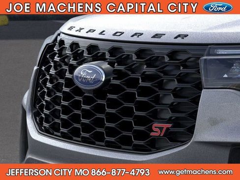 New 2026 Ford Explorer ST image 18