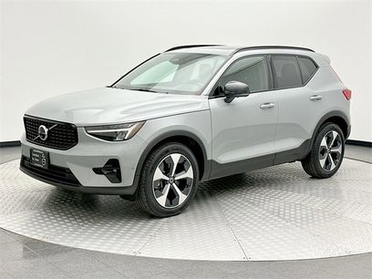 Certified 2025 Volvo XC40 B5 Plus