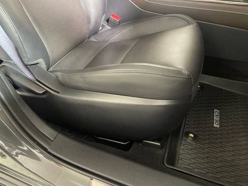 Certified 2025 MAZDA CX-30 AWD 2.5 S w/ Premium Package image 24