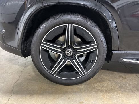 Used 2026 Mercedes-Benz GLE 580 4MATIC image 11