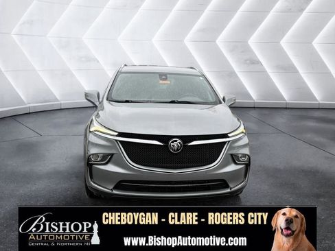 Used 2023 Buick Enclave Essence w/ Sport Touring Edition AWD/4WD image 21