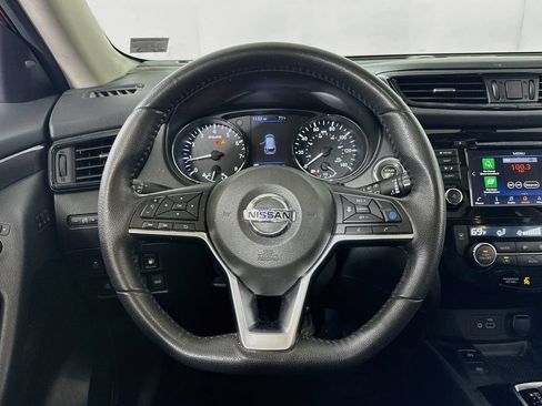 Used 2019 Nissan Rogue SV w/ Sun & Sound Touring Package AWD/4WD image 11