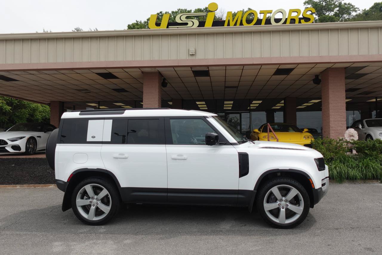 Used 2023 Land Rover Defender 110 SE AWD/4WD image 2