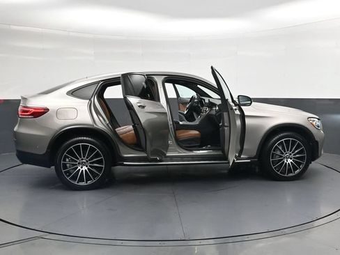 Used 2022 Mercedes-Benz GLC 300 4MATIC Coupe image 40