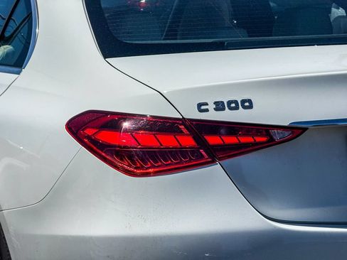Used 2023 Mercedes-Benz C 300 4MATIC Sedan image 9