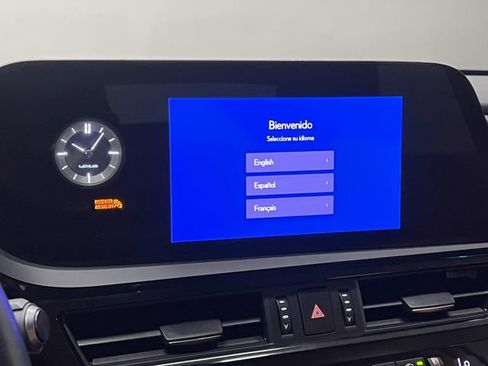 Certified 2024 Lexus ES 300h w/ Premium Package FWD image 19