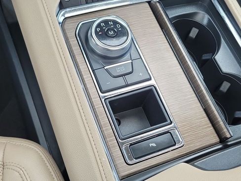 Used 2024 Ford Expedition Limited RWD image 35
