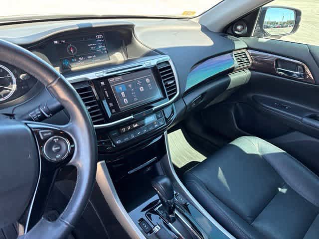 Used 2017 Honda Accord EX-L image 20
