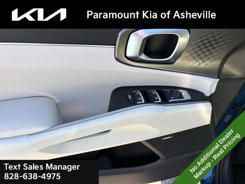 New 2026 Kia Sorento EX image 25
