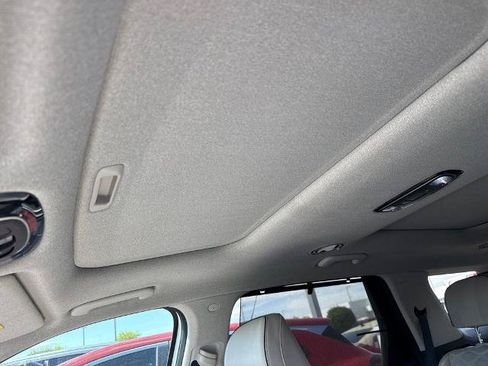 Used 2021 Hyundai Palisade Limited FWD image 13