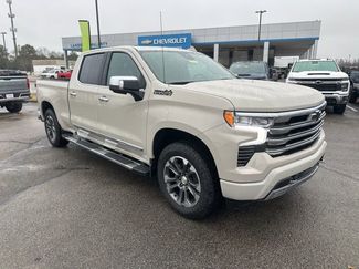 New 2026 Chevrolet Silverado 1500 High Country w/ LPO, Dark Essentials Package video 1