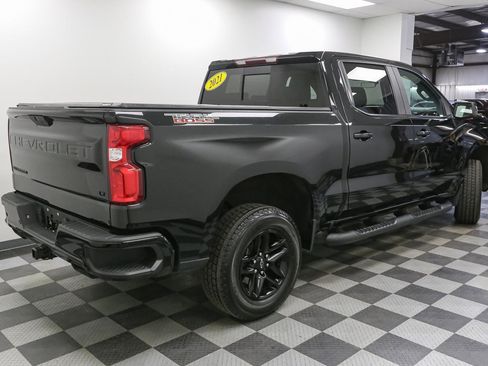 Used 2021 Chevrolet Silverado 1500 LT Trail Boss w/ Convenience Package II AWD/4WD image 9
