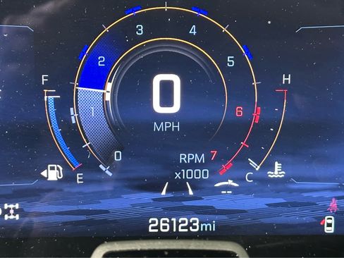 Used 2024 Chevrolet Traverse LT w/ Enhanced Driving Package image 24