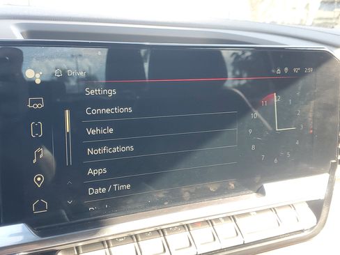 Used 2025 GMC Sierra 1500 SLT image 25