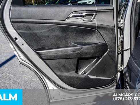 Used 2024 Kia Sportage LX image 46