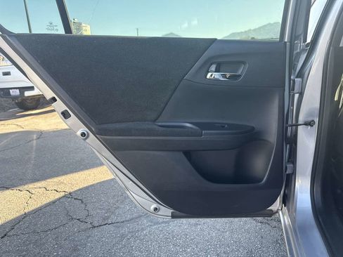 Used 2013 Honda Accord LX image 12