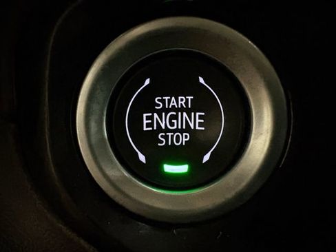 Used 2024 Chevrolet Silverado 1500 ZR2 w/ Technology Package image 24