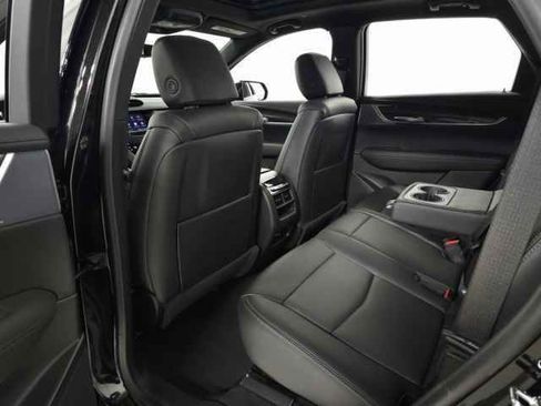 New 2026 Cadillac XT5 Sportv w/ LPO, Floor Liner Package image 33