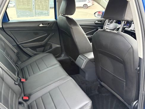 Used 2024 Volkswagen Jetta SE image 33