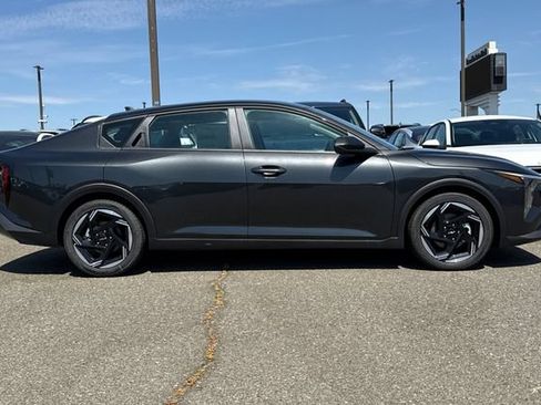 New 2026 Kia K4 EX FWD image 3