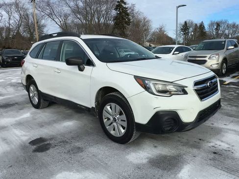 Used 2019 Subaru Outback 2.5i image 2