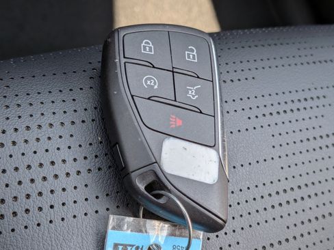 Certified 2025 Buick Enclave Sport Touring w/ Power Package FWD image 33