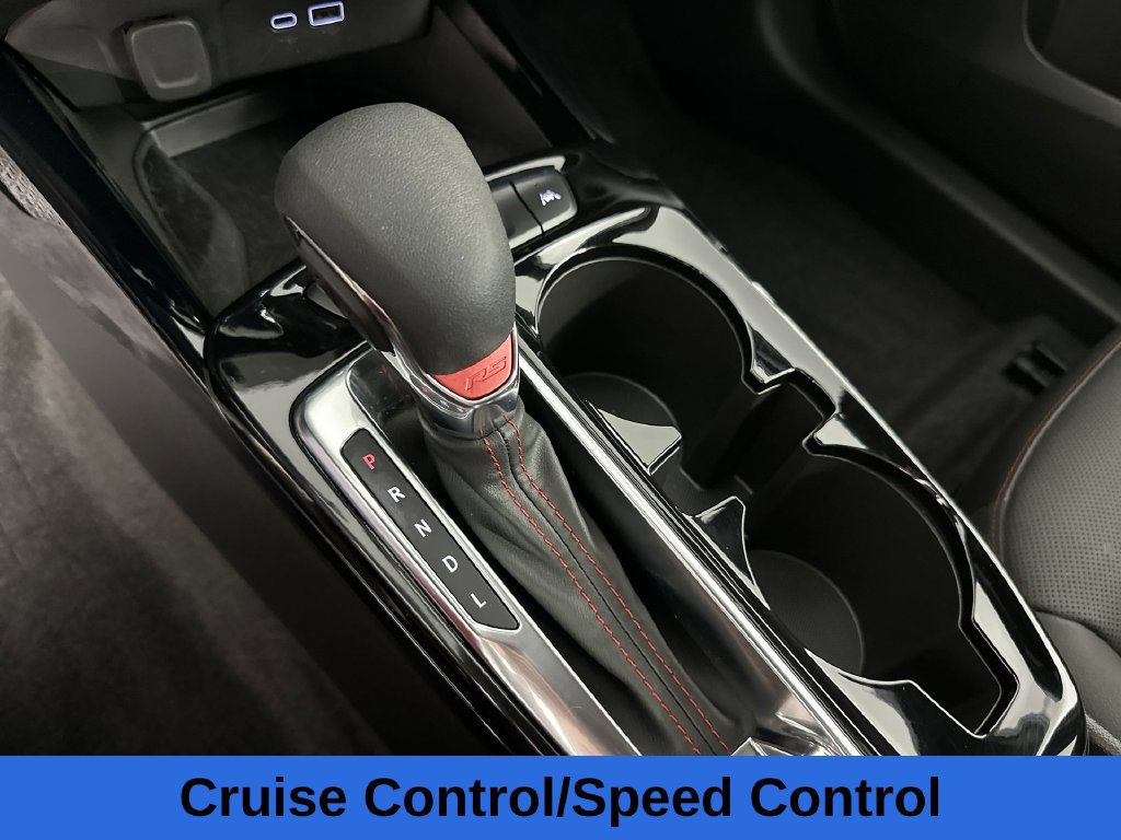 Used 2024 Chevrolet Trax RS w/ Sunroof Package FWD image 19