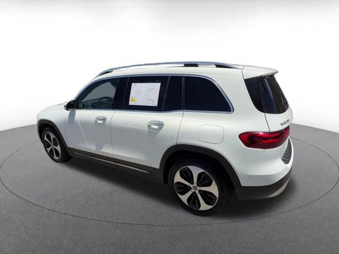 Used 2025 Mercedes-Benz GLB 250 image 10