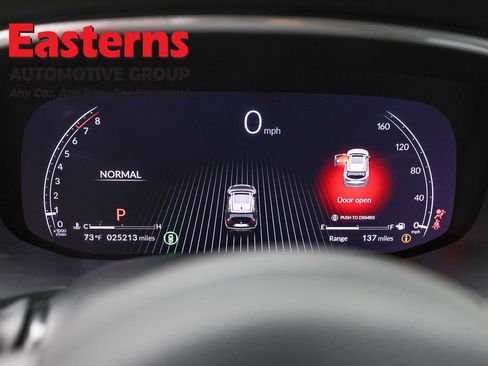 Used 2023 Acura MDX SH-AWD image 17