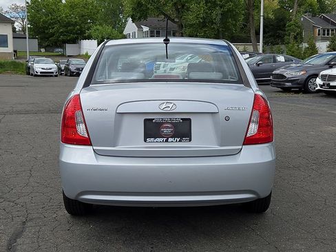 Used 2009 Hyundai Accent GLS w/ Popular Equipment Pkg 5 FWD image 6
