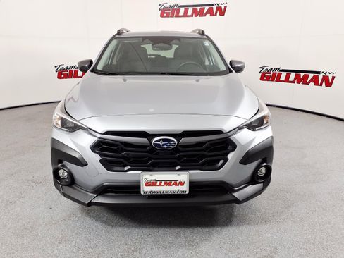 Used 2024 Subaru Crosstrek 2.0i Premium AWD/4WD image 2