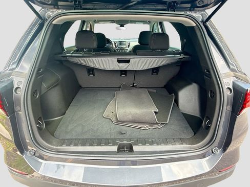 Used 2022 Chevrolet Equinox LS AWD/4WD image 28