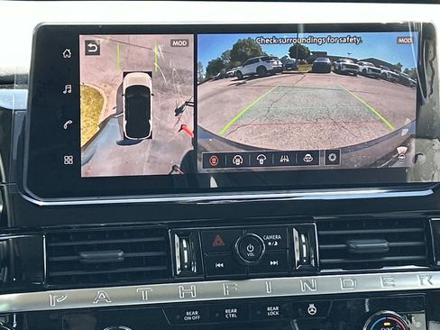 New 2026 Nissan Pathfinder Platinum w/ Lighting Package AWD/4WD image 27