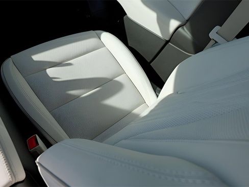 New 2026 Buick Envision Avenir image 27