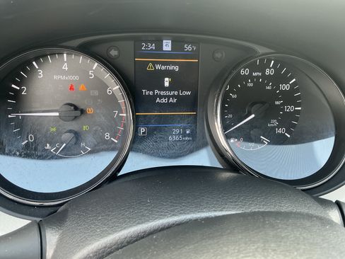 Used 2022 Nissan Rogue Sport SL w/ Premium Package AWD/4WD image 15