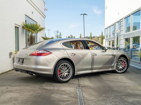Used 2012 Porsche Panamera AWD/4WD image 8