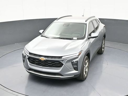 New 2026 Chevrolet Trax LT w/ Driver Confidence Package FWD image 61