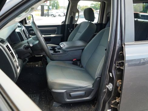 Used 2015 RAM 1500 Classic SLT RWD image 7