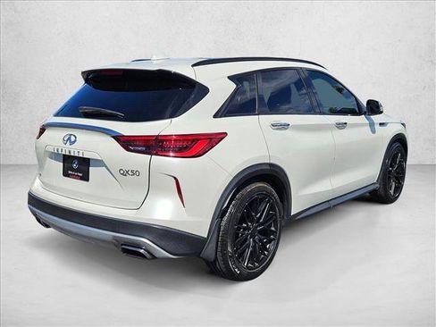 Used 2019 INFINITI QX50 Luxe w/ Cargo Package AWD/4WD image 5