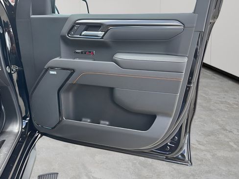 New 2025 GMC Sierra 1500 AT4 w/ AT4 Premium Package image 28