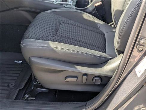 Used 2020 Subaru Forester Premium image 18