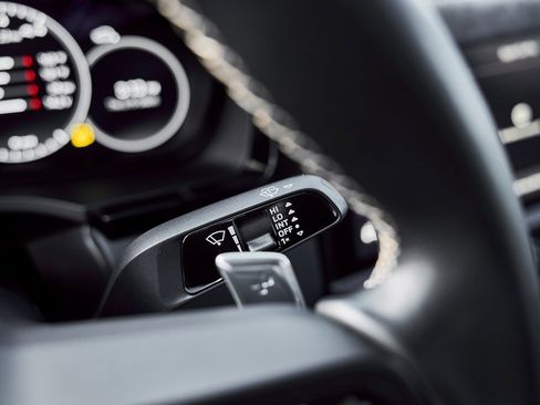 Used 2023 Porsche Cayenne Turbo GT image 68