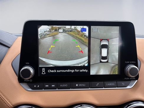 New 2025 Nissan Sentra SV w/ SV Premium Package image 14