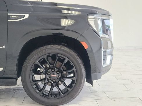 Used 2022 GMC Yukon Denali RWD image 8