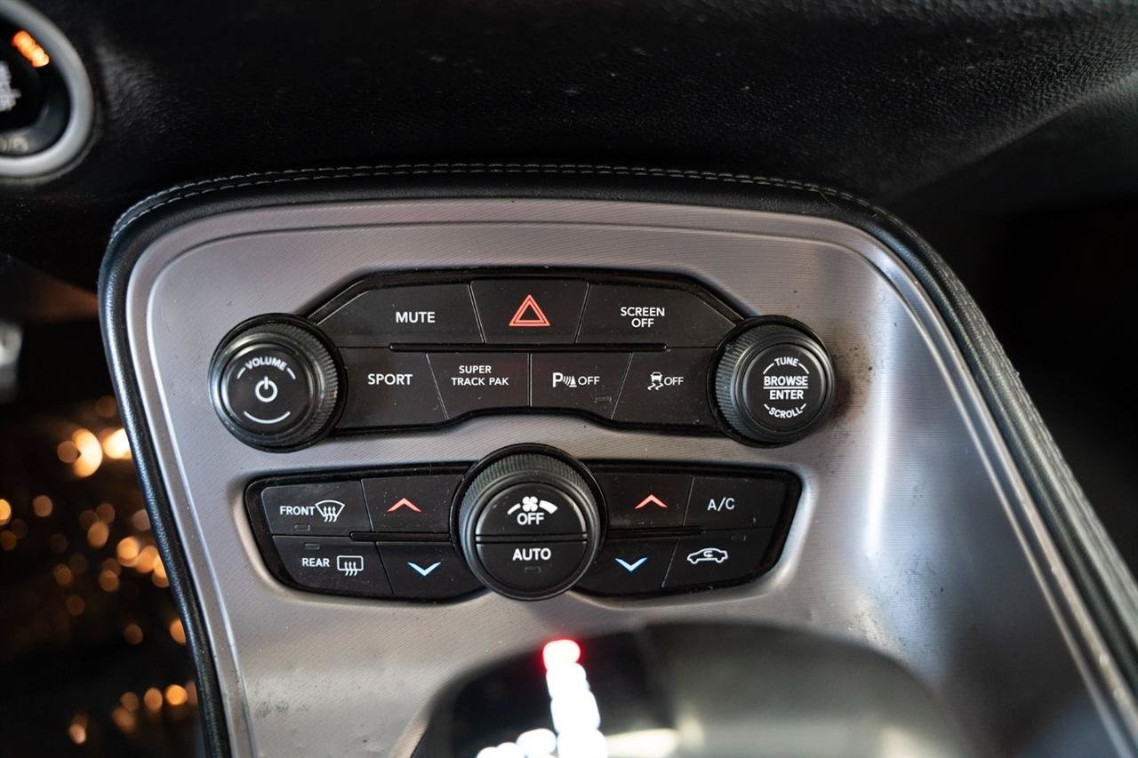 Used 2023 Dodge Challenger GT w/ Blacktop Package AWD/4WD image 17