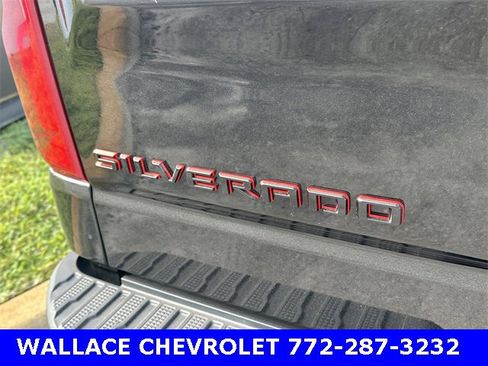 Certified 2023 Chevrolet Silverado 1500 RST w/ Redline Edition image 9