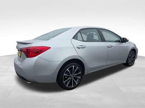 Used 2019 Toyota Corolla SE image 8