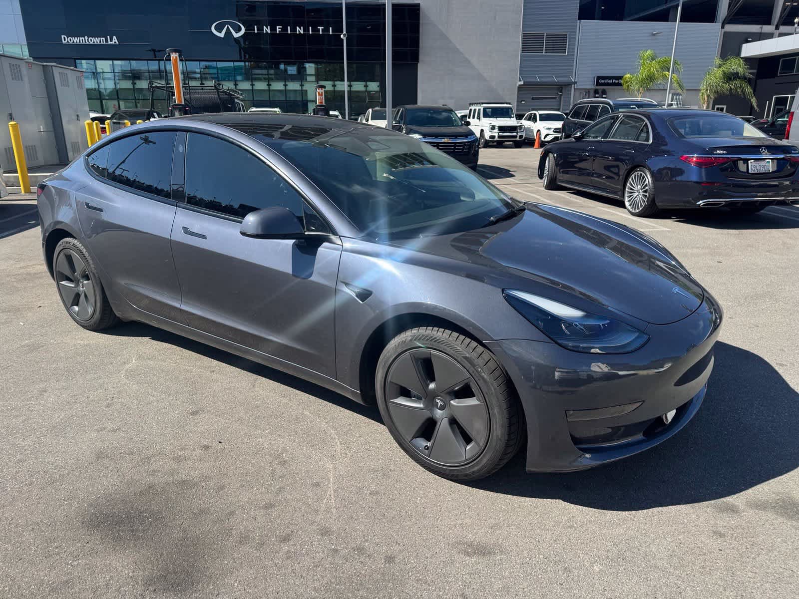 Used 2023 Tesla Model 3 Standard Range RWD image 2
