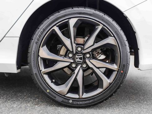 Used 2020 Honda Civic Sport image 8