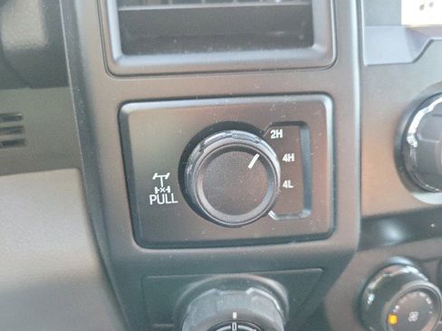 Used 2019 Ford F150 XL w/ Equipment Group 101A Mid image 3